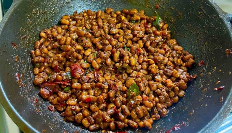 Payar mezhukkupuratti Recipe
