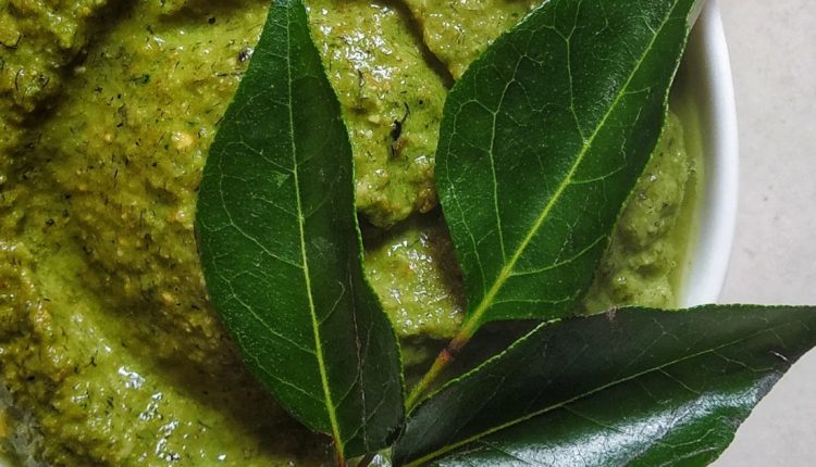 Easy Curry Leaves Chammanthi Recipe