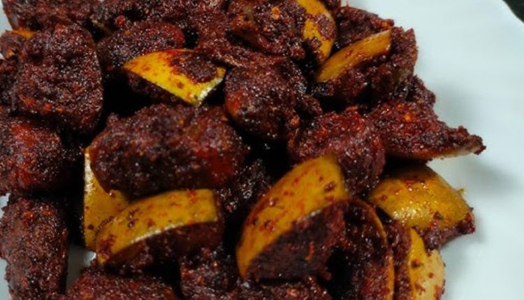 Kerala Style Enna Manga Achar Recipe
