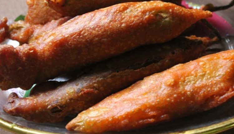Perfect Thattukada Style Chilli Bajji Recipe