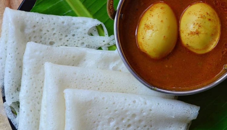 Soft Neer Dosa and Egg Curry Recipe